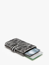 Afbeelding in Gallery-weergave laden, Secrid Miniwallet Zebra light grey