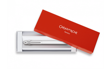 Afbeelding in Gallery-weergave laden, Vulpen 849 Metal White M Caran d'Ache
