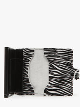 Afbeelding in Gallery-weergave laden, Secrid Miniwallet Zebra light grey
